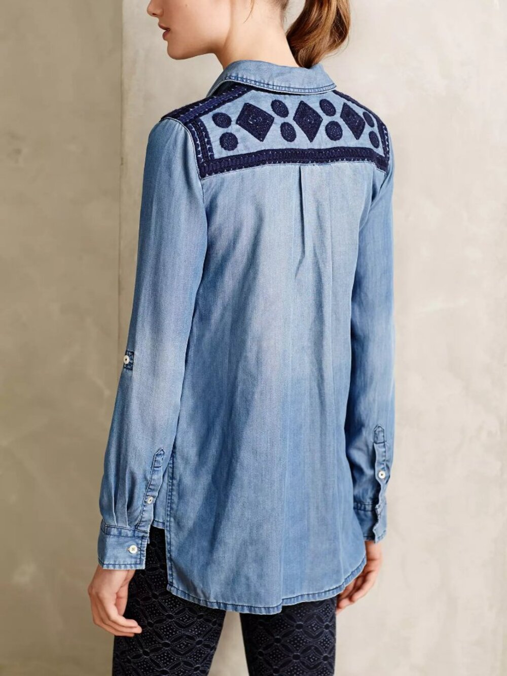 Anthropologie Holding Horses embroidered blue Dakota chambray buttondown shirt
